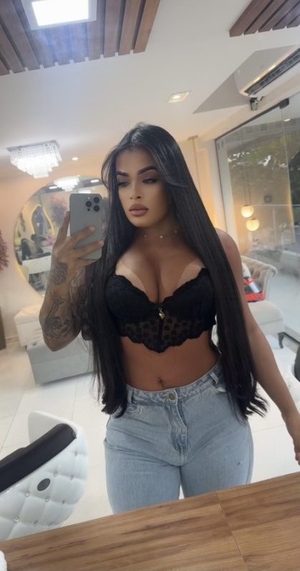 Facetune_01-08-2025-04-23-58