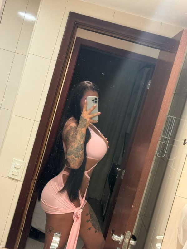 Facetune_30-03-2025-10-10-05